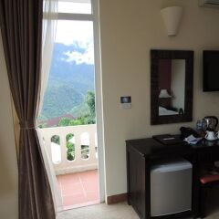 Отель H'Mong Sapa Hotel Вьетнам, Шапа - отзывы, цены и фото номеров - забронировать отель H'Mong Sapa Hotel онлайн удобства в номере