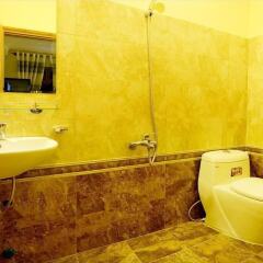 Отель The Corner Homestay Вьетнам, Хойан - отзывы, цены и фото номеров - забронировать отель The Corner Homestay онлайн ванная