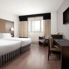 Отель NH Madrid Sur Испания, Мадрид - отзывы, цены и фото номеров - забронировать отель NH Madrid Sur онлайн комната для гостей фото 3