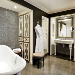 Отель Hôtel Des Grands Hommes ванная фото 2