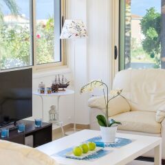 Отель Villa Crystal Sea Кипр, Протарас - отзывы, цены и фото номеров - забронировать отель Villa Crystal Sea онлайн комната для гостей фото 5