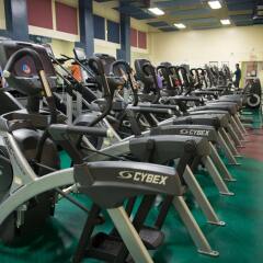 Отель Flushing YMCA США, Нью-Йорк - 1 отзыв об отеле, цены и фото номеров - забронировать отель Flushing YMCA онлайн фитнесс-зал