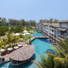 Отель Mai Khao Lak Beach Resort & Spa бассейн