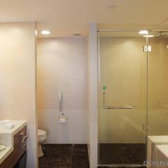 Отель Crowne Plaza City Center Ningbo ванная