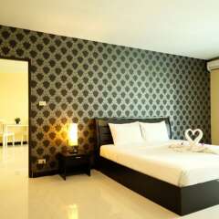 Отель Jomtien Plaza Residence сейф в номере