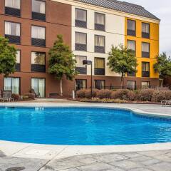 Отель Comfort Inn At Carowinds Южный Бельмонт бассейн