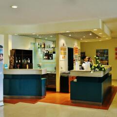 Отель Comfort Inn Fafe Guimaraes Португалия, Фафе - отзывы, цены и фото номеров - забронировать отель Comfort Inn Fafe Guimaraes онлайн интерьер отеля фото 2