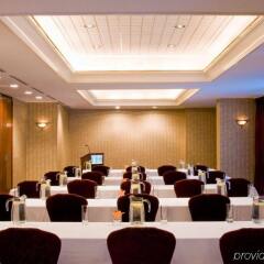 Отель Cambridge Suites Toronto Канада, Торонто - 1 отзыв об отеле, цены и фото номеров - забронировать отель Cambridge Suites Toronto онлайн помещение для мероприятий