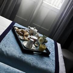 Отель Best Western Prince Montmartre в номере фото 2