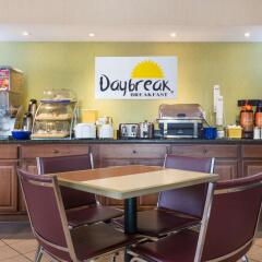 Отель Days Inn by Wyndham Knoxville East питание