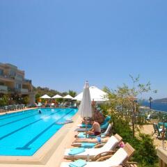 Happy Hotel Kalkan Турция, Калкан - отзывы, цены и фото номеров - забронировать отель Happy Hotel Kalkan онлайн бассейн