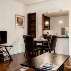 Отель Bluebird Suites at Mt. Vernon Triangle комната для гостей фото 2