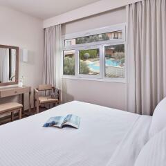 Апартаменты Civitel Attik Rooms & Apartments комната для гостей фото 4