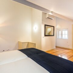 Отель Central Downtown Deluxe Duplex Португалия, Лиссабон - отзывы, цены и фото номеров - забронировать отель Central Downtown Deluxe Duplex онлайн комната для гостей фото 5