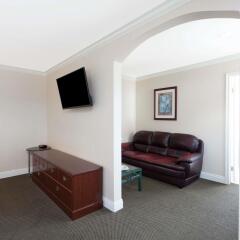 Отель Knights Inn Los Angeles Central / Convention Center Area комната для гостей фото 4
