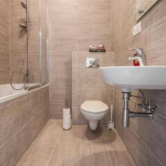 Отель Smolna Apartments by Your Freedom Польша, Варшава - отзывы, цены и фото номеров - забронировать отель Smolna Apartments by Your Freedom онлайн ванная фото 2