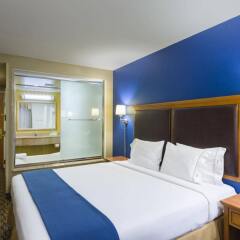Отель Holiday Inn Express - New York City Chelsea комната для гостей фото 4