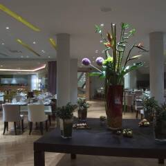 Plaza Resort Hotel питание