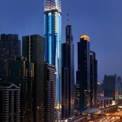 Отель Rose Rayhaan By Rotana Дубай приотельная территория