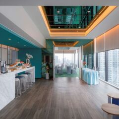 Отель Ibis Styles Bangkok Sukhumvit Phra Khanong Бангкок спа
