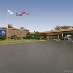 Отель Americas Best Value Inn Fort Worth/Hurst парковка