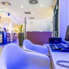 Отель Holiday Inn Express Dortmund спа