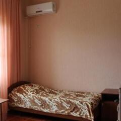 Гостиница Guest house Rafael в Анапе отзывы, цены и фото номеров - забронировать гостиницу Guest house Rafael онлайн Анапа сейф в номере