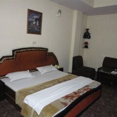 Astoria Hotel комната для гостей