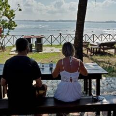 Отель Dinsara Pearl Villa