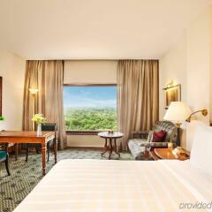 Отель The Oberoi, New Delhi Индия, Нью-Дели - 1 отзыв об отеле, цены и фото номеров - забронировать отель The Oberoi, New Delhi онлайн комната для гостей фото 4