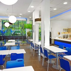 Отель Ibis budget Warszawa Reduta Польша, Варшава - отзывы, цены и фото номеров - забронировать отель Ibis budget Warszawa Reduta онлайн питание фото 3
