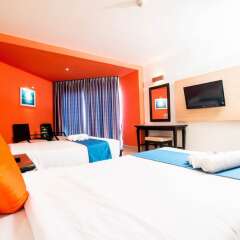 Отель Sea Breeze Jomtien Resort вид на фасад фото 2