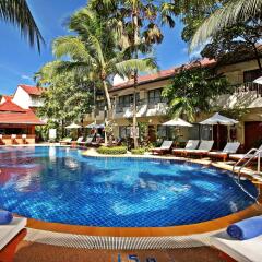 Отель Horizon Patong Beach Resort & Spa бассейн