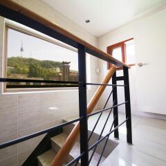 Отель Gana Myongdong Guesthouse балкон