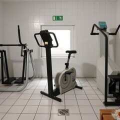 Отель AZIMUT Hotel Nuremberg Германия, Нюрнберг - 5 отзывов об отеле, цены и фото номеров - забронировать отель AZIMUT Hotel Nuremberg онлайн фитнесс-зал