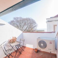 Отель Amendoeira`s terrace Apartment with river view Португалия, Лиссабон - отзывы, цены и фото номеров - забронировать отель Amendoeira`s terrace Apartment with river view онлайн балкон
