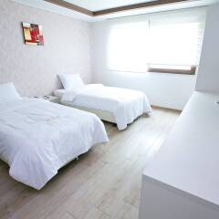 Yeongdeungpo VIP Hotel комната для гостей