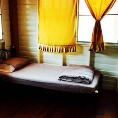 Baan Sathorn Backpacker Hostel Бангкок ванная фото 2