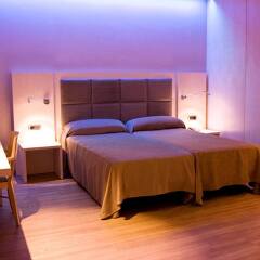 Hotel Barcelona House сейф в номере