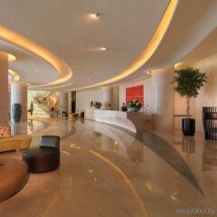 Отель Hilton Capital Grand Abu Dhabi ОАЭ, Абу-Даби - отзывы, цены и фото номеров - забронировать отель Hilton Capital Grand Abu Dhabi онлайн интерьер отеля фото 2