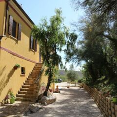 Отель Agriturismo Fattoria del Colle Джези