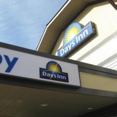 Отель Days Inn Jasper спортивное сооружение