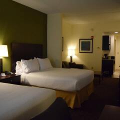 Отель Holiday Inn Express & Suites Geneva Finger Lakes комната для гостей фото 3