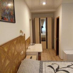 Гостиница Home in Yasenevo в Москве отзывы, цены и фото номеров - забронировать гостиницу Home in Yasenevo онлайн Москва комната для гостей фото 2