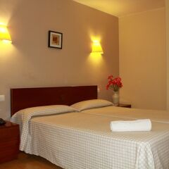 Hotel Elegance Adriano сейф в номере