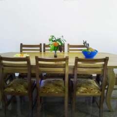 Отель Twitter Parasite Guest House в номере