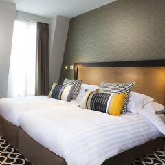 Отель Hôtel International Paris комната для гостей фото 12