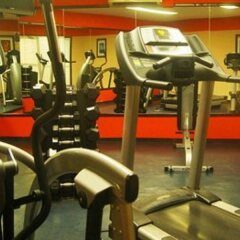 Howard Johnson Plaza Hotel Las Torres фитнесс-зал