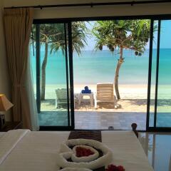 Отель Lanta Seafront Resort Ланта комната для гостей
