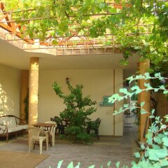 Гостиница Guest House Vinograd в Анапе отзывы, цены и фото номеров - забронировать гостиницу Guest House Vinograd онлайн Анапа балкон